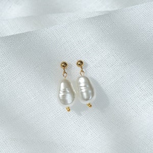 Pearl Earrings Dangle • Handmade Baroque Pearl Drop • Gold Plated Pearl Drop • Bridesmaids Gifts• Minimalist• Bridal Earring