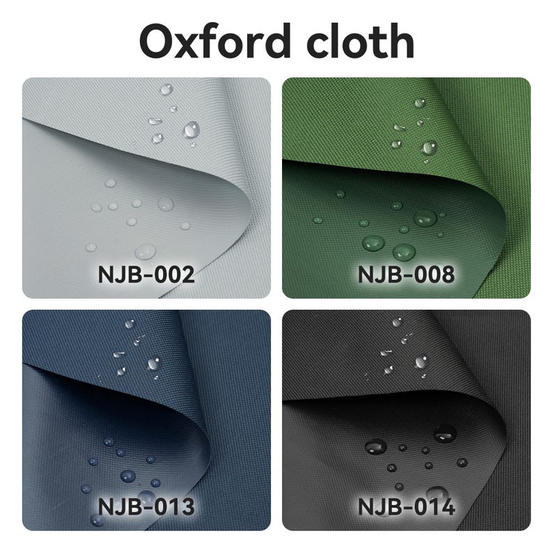 Puede incluir: Cuatro muestras de tela Oxford etiquetadas con el texto Oxford cloth y los c&oacute;digos NJB-002, NJB-008, NJB-013 y NJB-014. Los colores son gris claro, verde oliva, azul marino y negro, cada uno con gotas de agua visibles en la superficie.