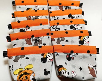 List of 10 Fish Extender Gifts / Halloween on the high seas Mickey mouse Goodie bag / FE Gifts / DCL / Disney dream / Coin purse /