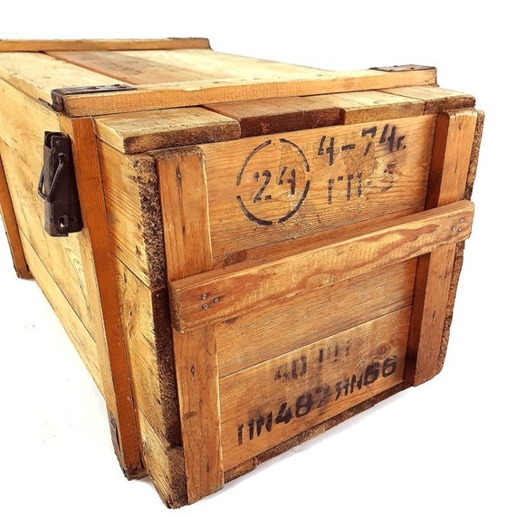 Grote vintage opbergkist Wapenkist Legerkist Salontafel - Etsy België