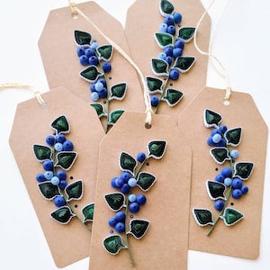 Etichette di mirtilli fatte a mano, Etichette per regali, Etichette per confezioni regalo, Regali per le feste, Etichette stagionali, Piccole etichette quilling 3D