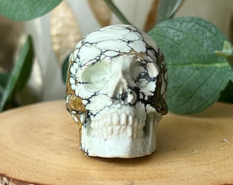 Stunning Detailed Hand Carved Artifactual Newlander Chalcosiderite Skull