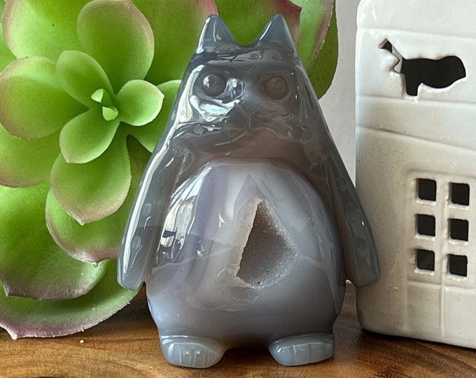 Adorable Druzy Agate Totoro Carving #5