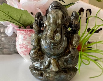 Gorgeous Flashy Labradorite Ganesh Carving