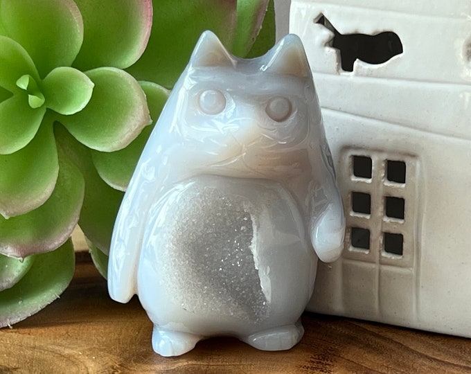 Adorable Druzy Agate Totoro Carving #8