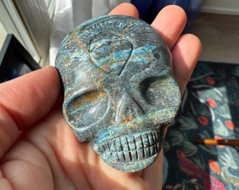 Azurite Leandro De Souza Palm Skull