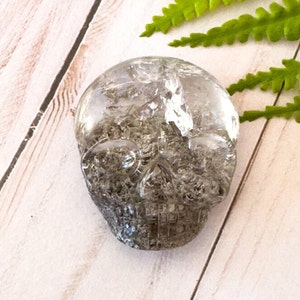 Garden Quartz Skull: Leandro de Souza Carving, 73g