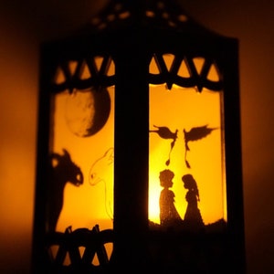 How to Train Your Dragon v3- Inspired Battery-Operated Plastic Mini Lantern