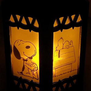 Snoopy Inspired Battery-Operated Plastic mini Lantern