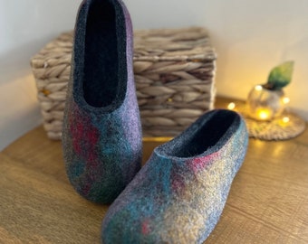 Felted natural wool women slippers - unisex slippers - soft gift - wool clogs for man