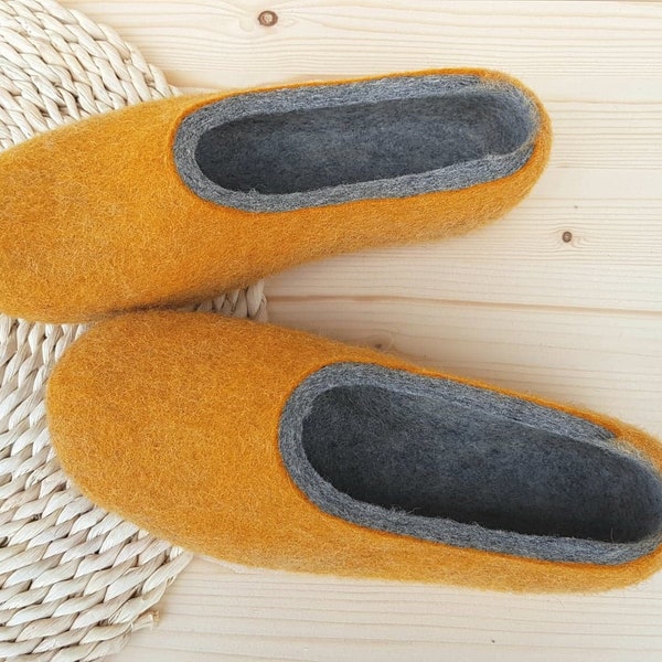 Felted slippers for women - grey / yellow home shoes - Natural woolen clogs - wool slippers - Bedroom slippers - handmade