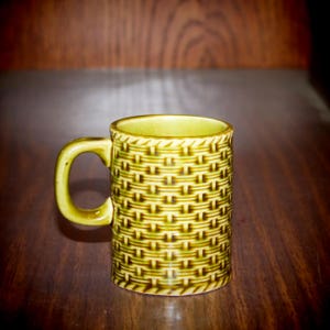 Vintage Olive Green Coffee Mug with Basketweave Texture image 4