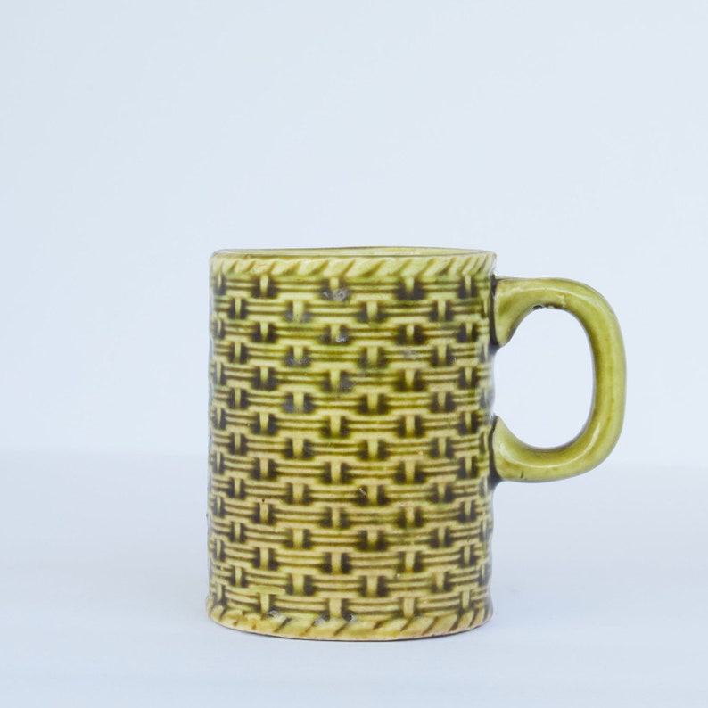 Vintage Olive Green Coffee Mug with Basketweave Texture image 1