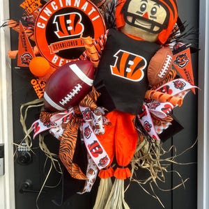 Bengals Tailgate, Bengals Wreath, Bengals Decor, Cincinnati Bengals, Cincinnati Bengals Football Wreath, Cincinnati Bengals Wreath