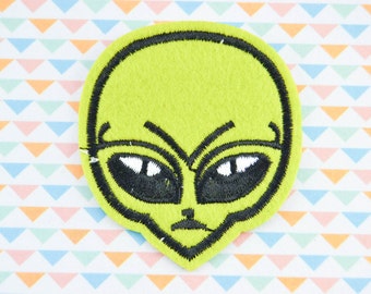 Fusing patch - extraterrestrial patch - flying saucer - Patch customization - Rock badge - Jacket - Embroidered patch - Patch 80 years