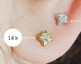 繊細なガーネットCZスターリングシルバースタッドピアス、トラガスフラットバック、14Kゴールドメッキ
