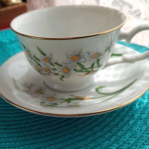 Gifts for mom mothers day gifts Avon collectibles blossom of the month tea cups vintage avon tea cups birthday gifts for her floral tea cup