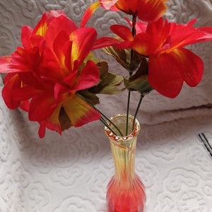 Amberina vase vintage Viking vase red and yellow flashed budvase get well gifts for her Mother&#39;s day gift vintage glass budvase silk flowers