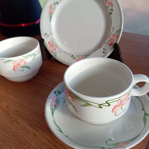 Villeroy and Boch dinnerware Villeroy Boch Miami pattern dinnerware discontinued German plates vintage porcelain dishes floral German plate
