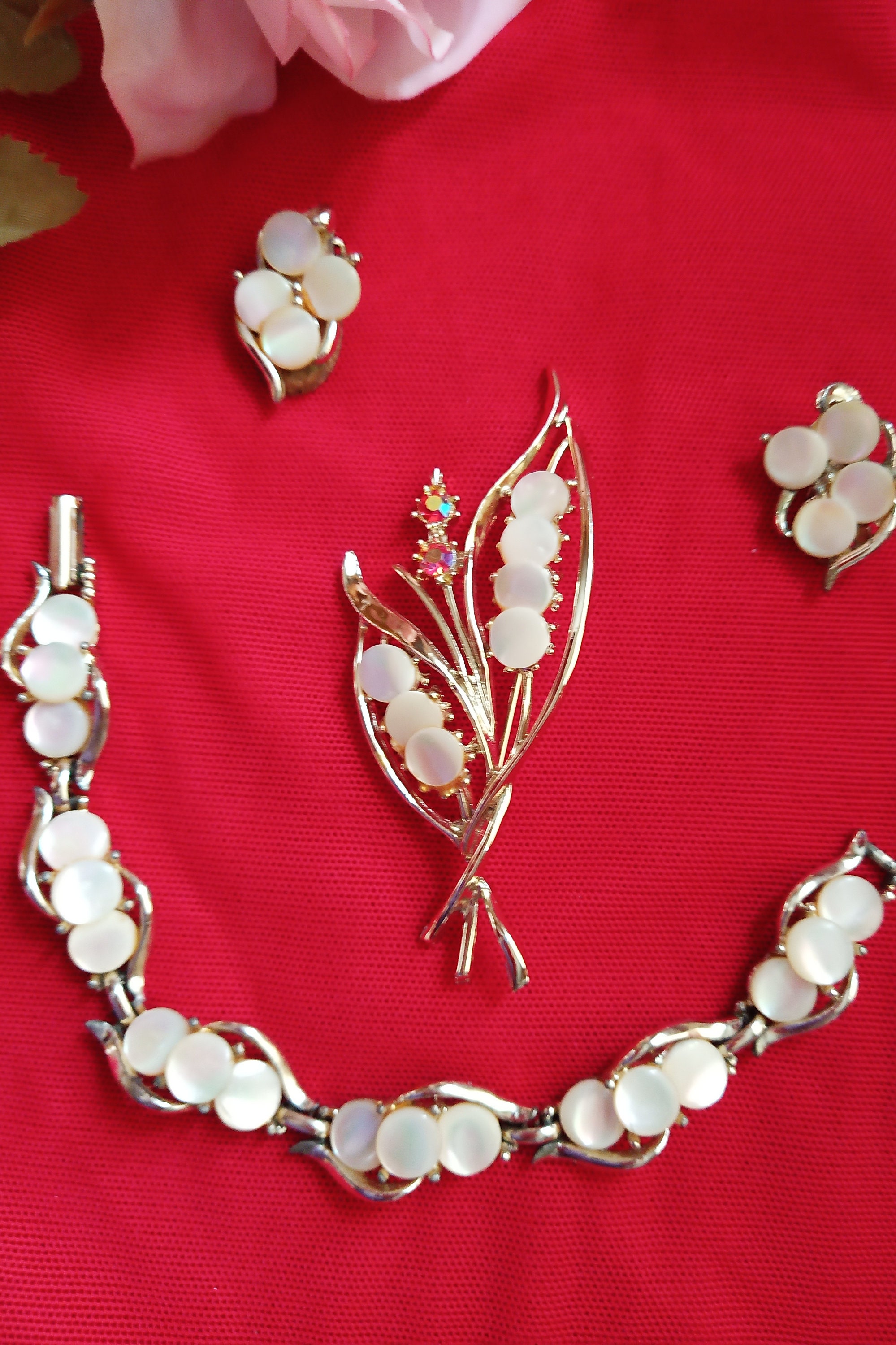 Ensemble Ancien Bijoux En Nacre - Pièces Vintage - Lot Broche, Boucles D'Oreilles