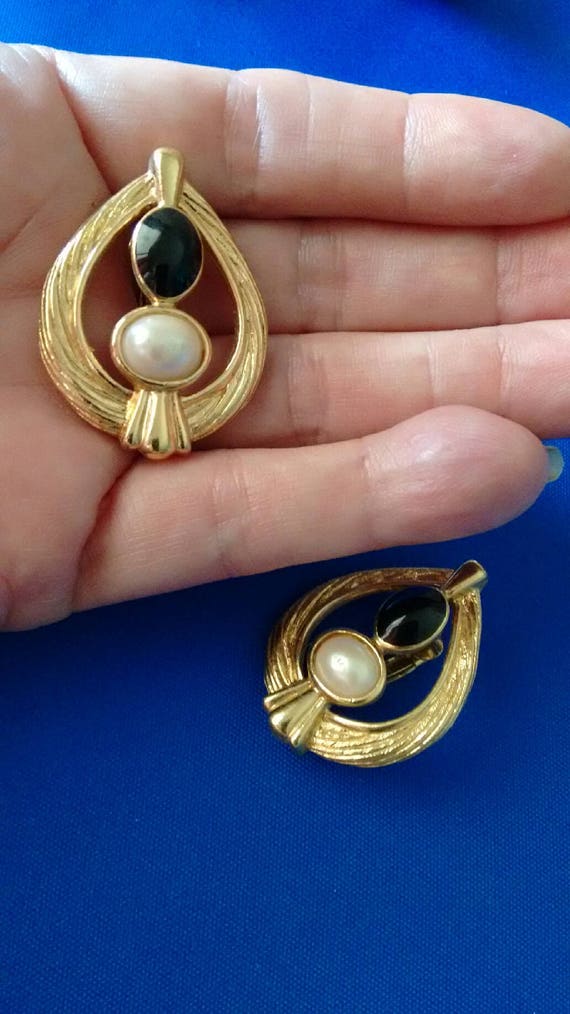 Avon CLIP EARRINGS Clip on Earring free ship Vint… - image 2