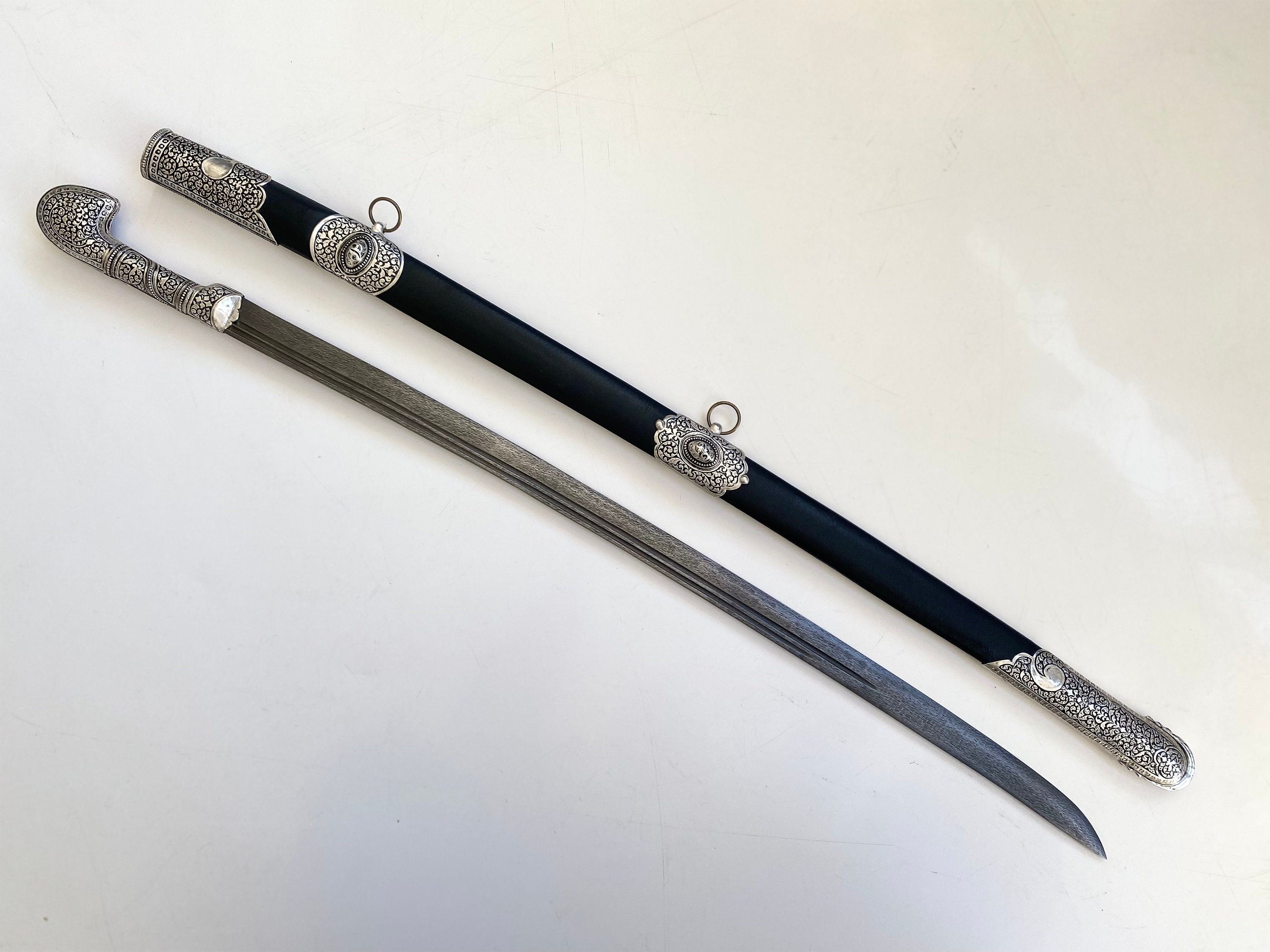 カチャカ 刀 鋼の刃 木製ハンドル 古兵器 武具 刀装具 鍛造打 鋼刀 冷兵器 伝説のコサック シャシュカ、手鍛造の剣、コーカサス シャシュカ