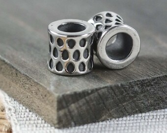 304 Stainless Steel Spotted Spacer Beads 2 Pieces 9mm x 9.5mm Hole 5.5mm D37
