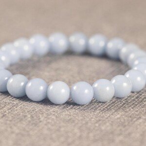 Handgemachtes Light Blue Angelite Edelstein Stretch Armband