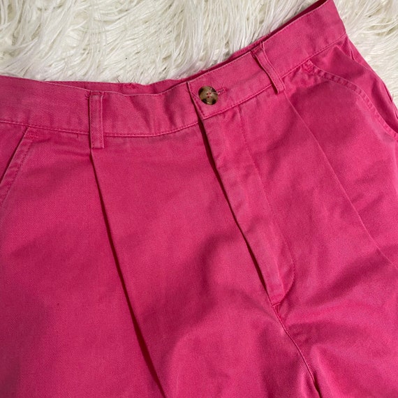 Women's 90s Hot Pink Pleated High Waisted Shorts - image 3