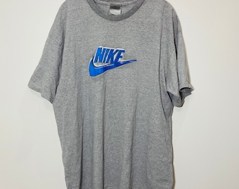Vintage Y2K Nike spell out graphic T gray tag XL