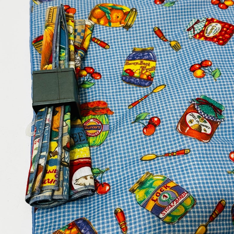 Designers Collection Dallas Placemat and Napkin - Thumbnail 3