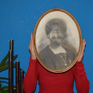 AUTHENTIC große Original antike Fotografie modifiziert Portrait Frau super gruselig Bild 1