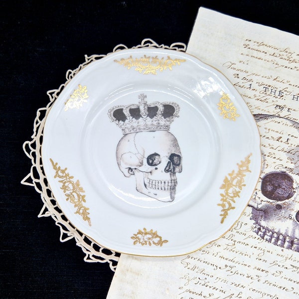 Skull with Crown on Vintage Side Plate