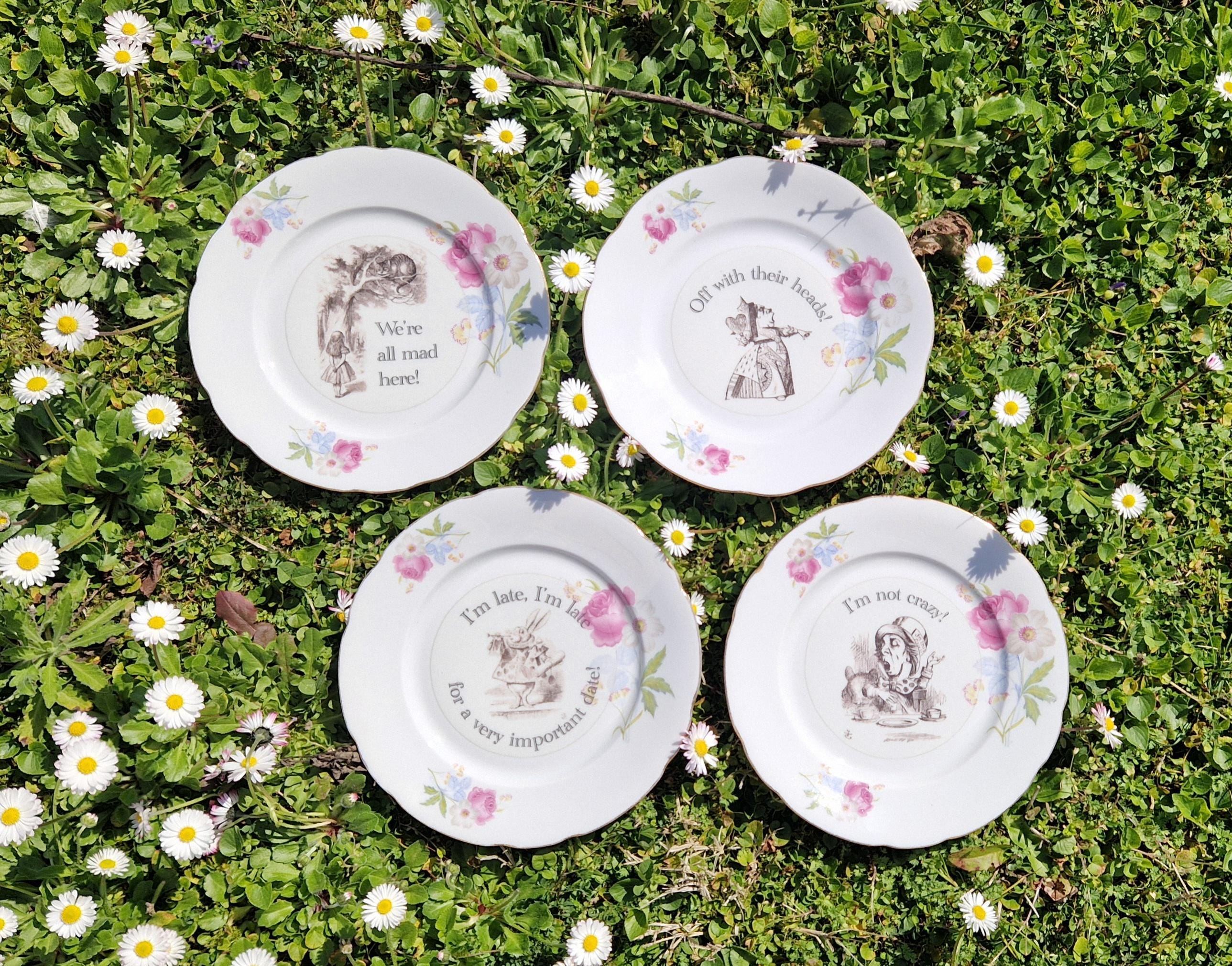 不思議の国のアリス　プレート4枚セット ヴィンテージ 不思議の国のアリス デザートプレート 4 枚セット - Etsy