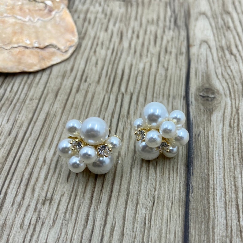 Cluster Pearl Earrings, Bridal Pearl Earrings, Wedding Pearl Earrings, Bridesmaid Gift, Cluster Pearl Stud, Natural Pearl, Graduation Gift image 2