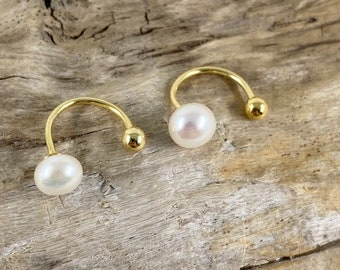 Tiny pearl ear jacket, Freshwater pearl ear jacket in 14ct gold, Front and Back Earrings, Dainty pearl earrings