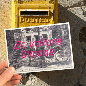 Carte postale Paris - En voiture Simone