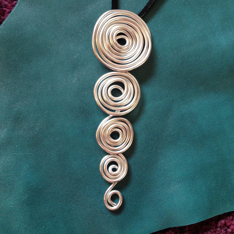 Christmas gift for her chunky aluminium wire jewelry Silver coils statement necklace