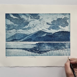 Gravure originale inspirée d'une vue sur le Loch Tay, en Écosse.