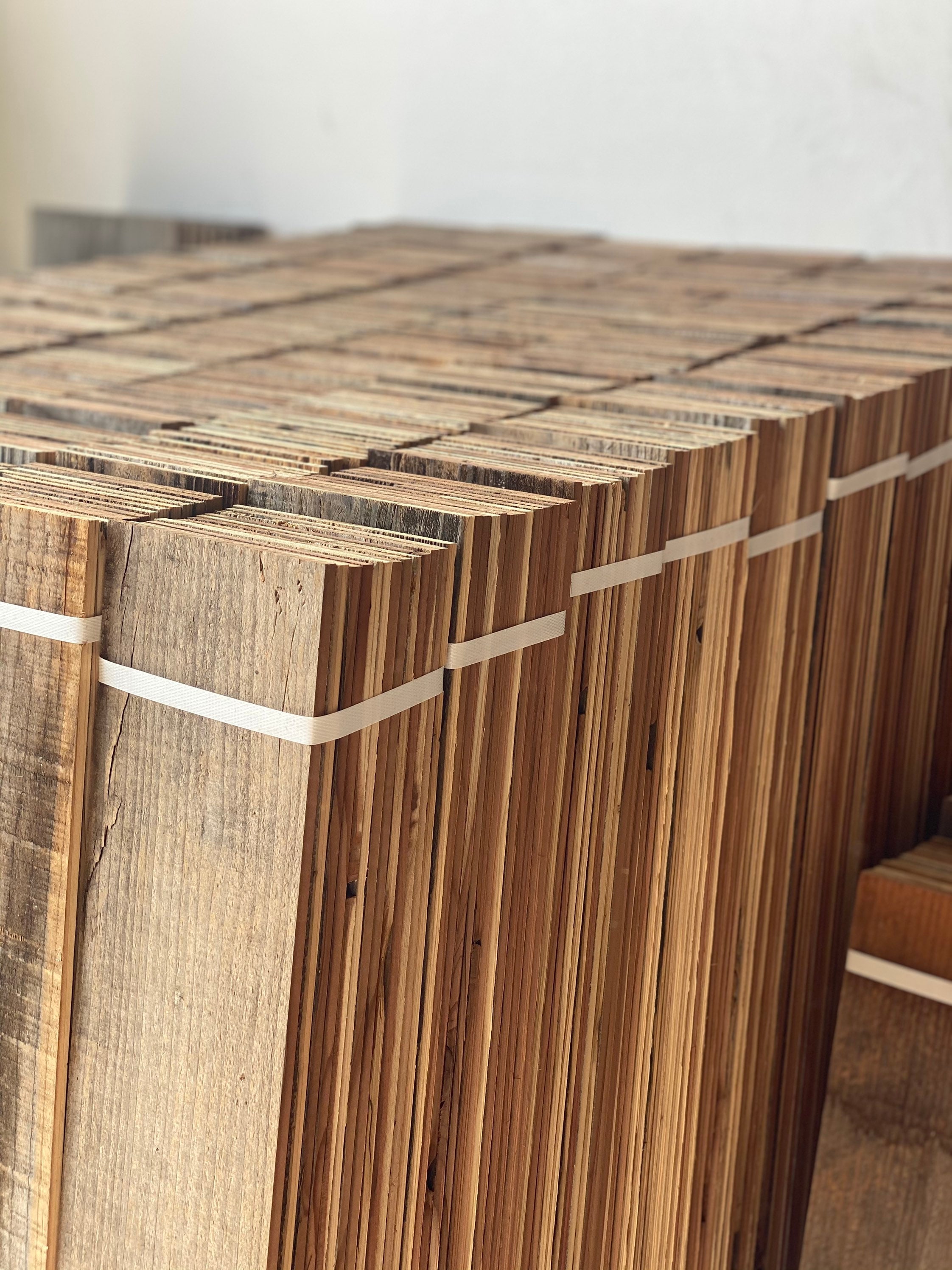 RECLAIMED WOOD PANELING (24 Sq Ft Bundles) - Etsy, image size:2244x2992