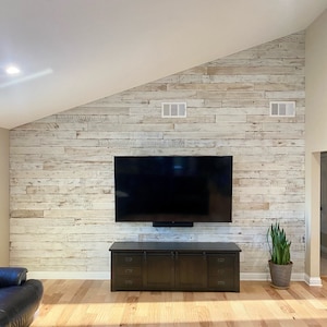 Reclaimed wood (white washed) planks 25 sq ft bundles