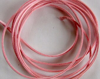 Suede cord flat 3mm, pink