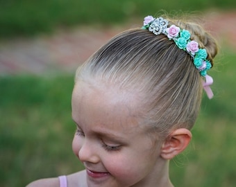 Simple Elegance Collection (bun wreath, bun wrap, flower garland)
