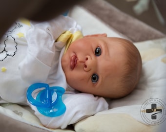 Benutzerdefinierte authentische Reborn Babypuppe Eric | Auf Bestellung