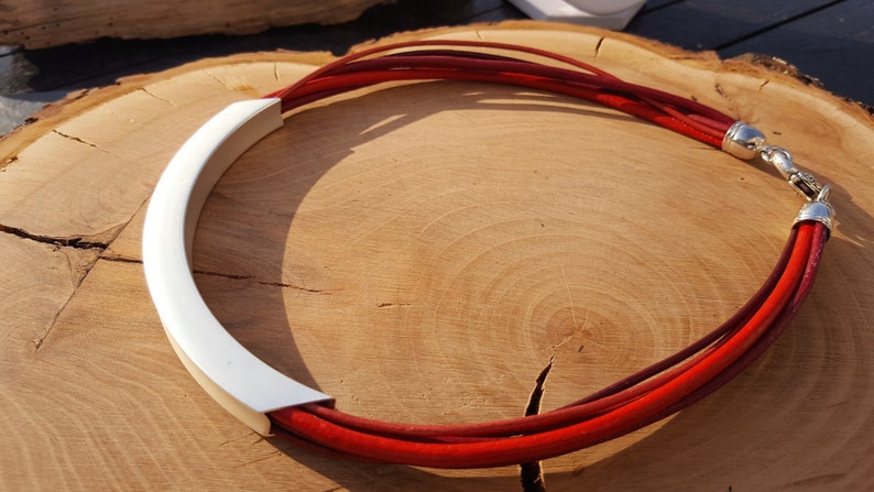 Leather necklace Red
