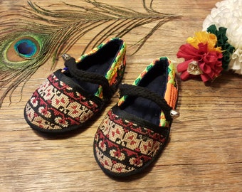 Baby Shoes, Tribal Baby slipper, Ethnic Baby Shoe, Hmong Baby Shoes
