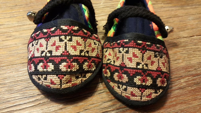 SALE Baby Shoes, Tribal Baby slipper, Ethnic Baby Shoe, Hmong Baby Shoes image 5