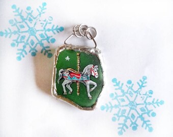 Pendentif Cheval En Coquillage Peint Main - Cadeau Unique, Style Nature, Occasion