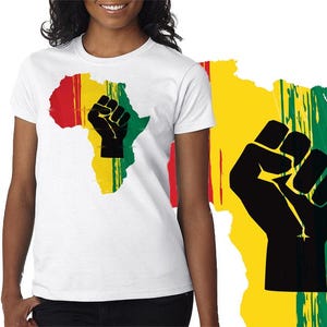 Afrika Karte T-Shirt Faust In die Luft rot gelbe und grüne Frauen Baumwolle T-Shirt
