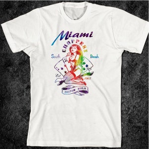 Miami Camiseta South Beach Florida Vacaciones Surf California Hawaii Party SOBE Tattoo Party Vegas Gambling Poker Cards Vintage Retro Tee